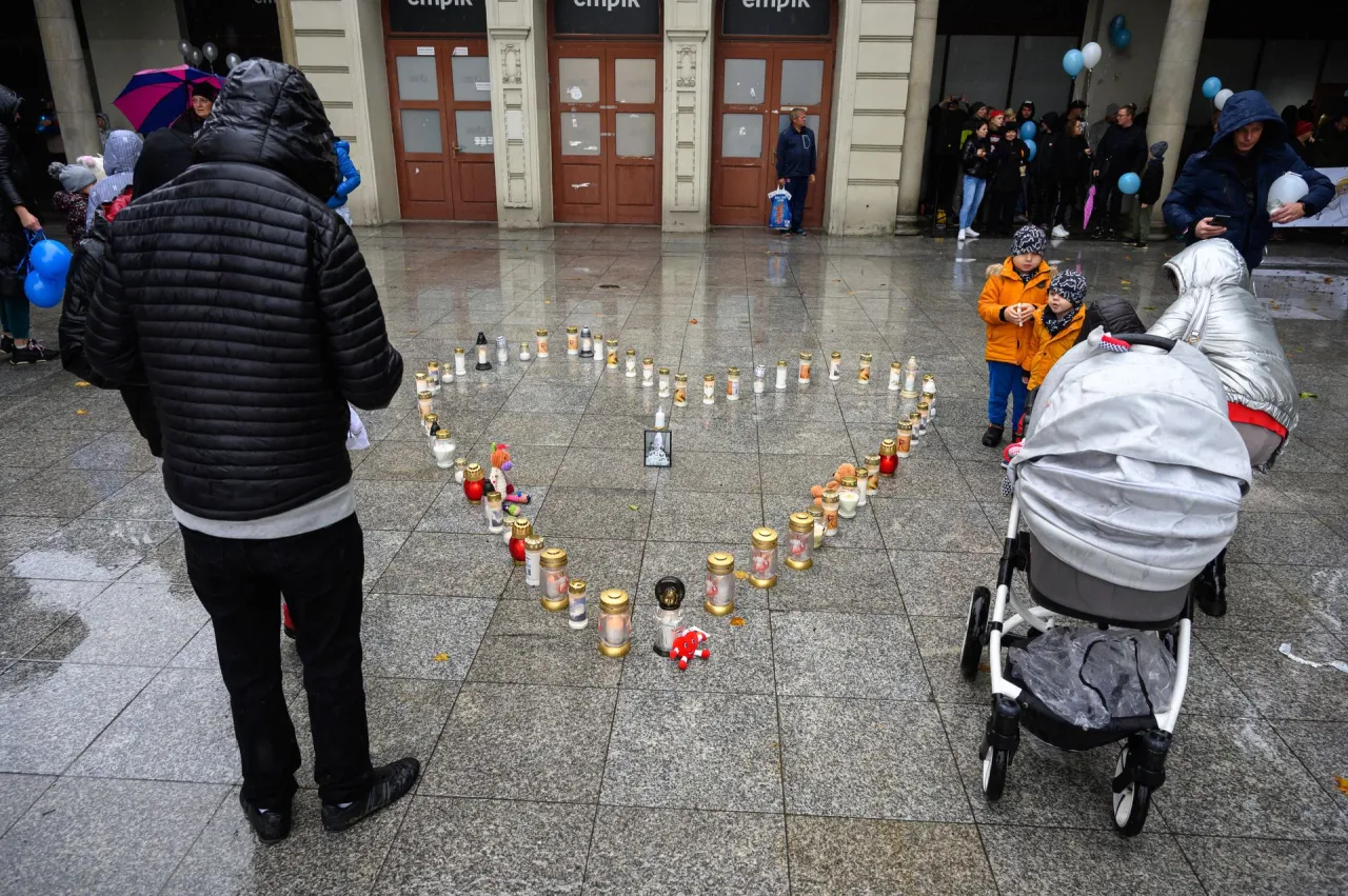 Zdjęcie Pogrzeb 5-letniego Maurycego - ważne informacje i szczegóły wydarzenia