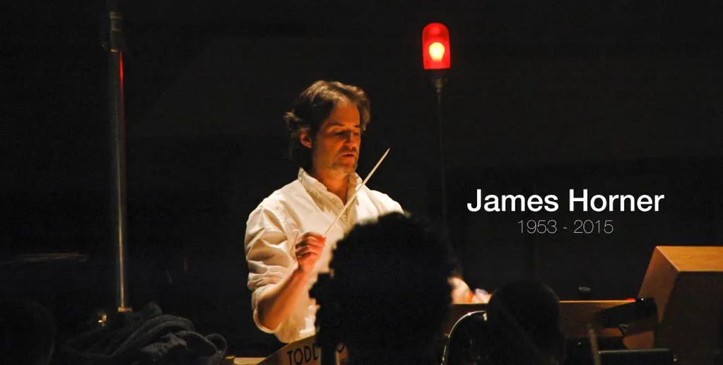 James Horner dyryguje orkiestrą