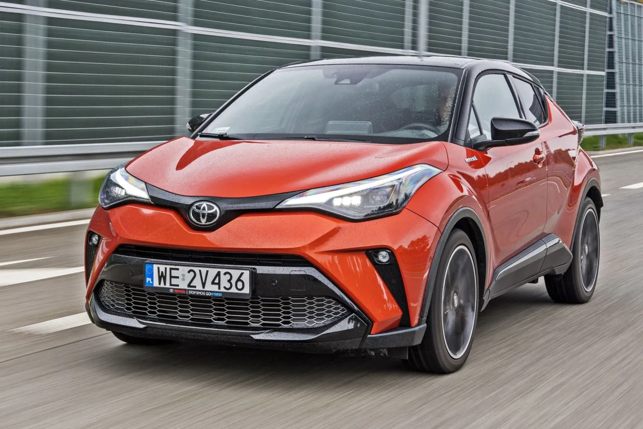 Toyota C-HR Hybrid 2023 spalanie WLTP