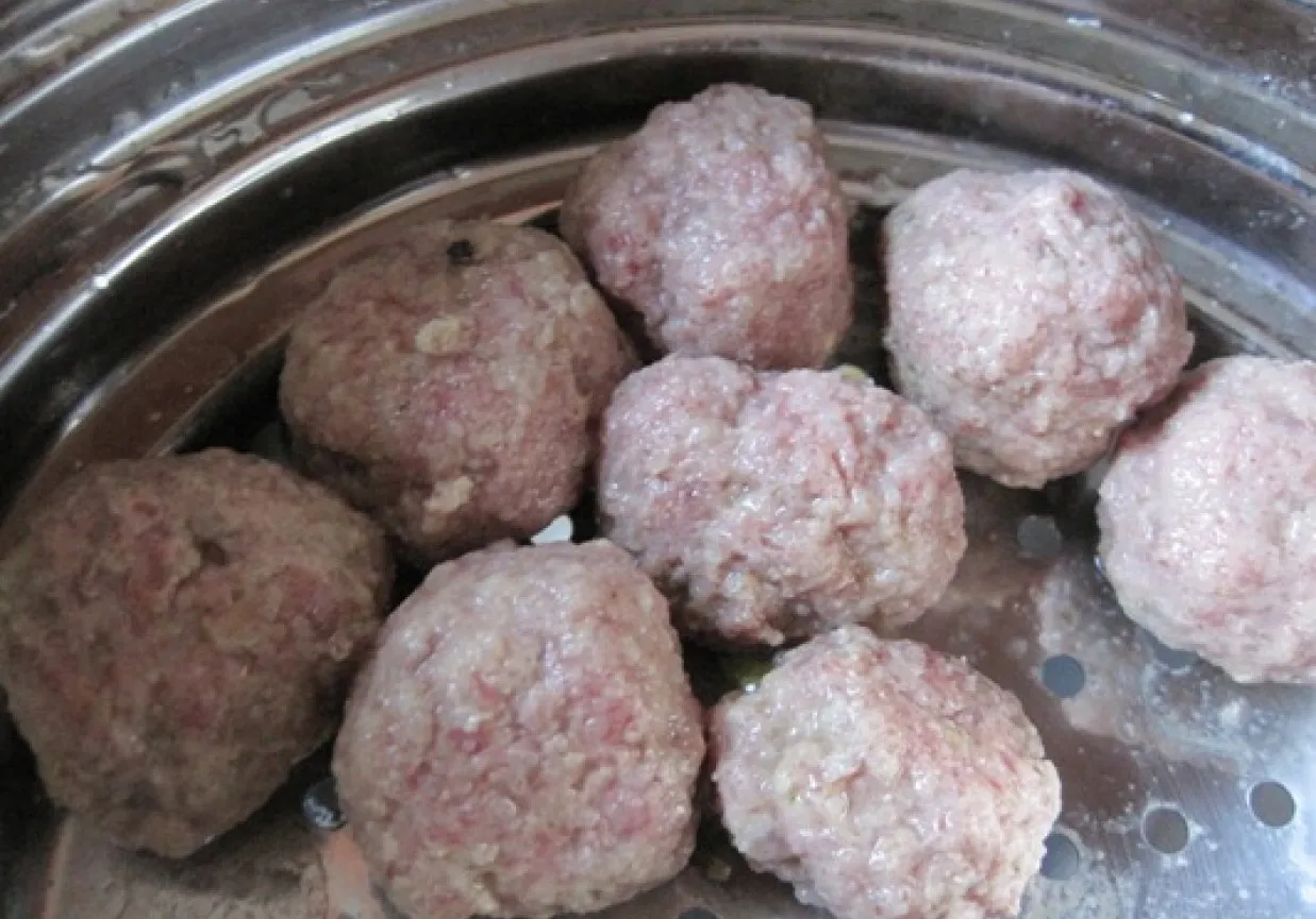 jak formować klopsiki do zupy