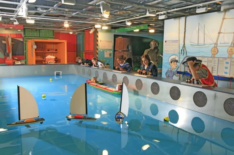 Atrakcje na niepogodę dla dzieci nad morzem, aquapark, muzeum interaktywne