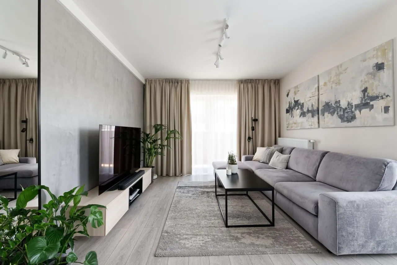 nowoczesne dekoracje ściany nad kanapą