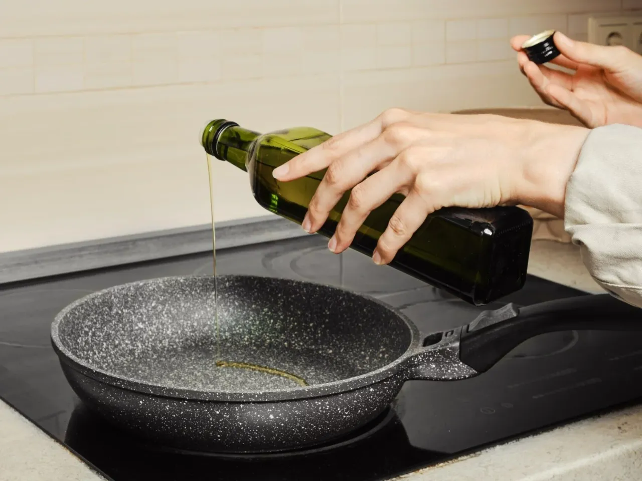 prawidłowe smażenie na oliwie z oliwek