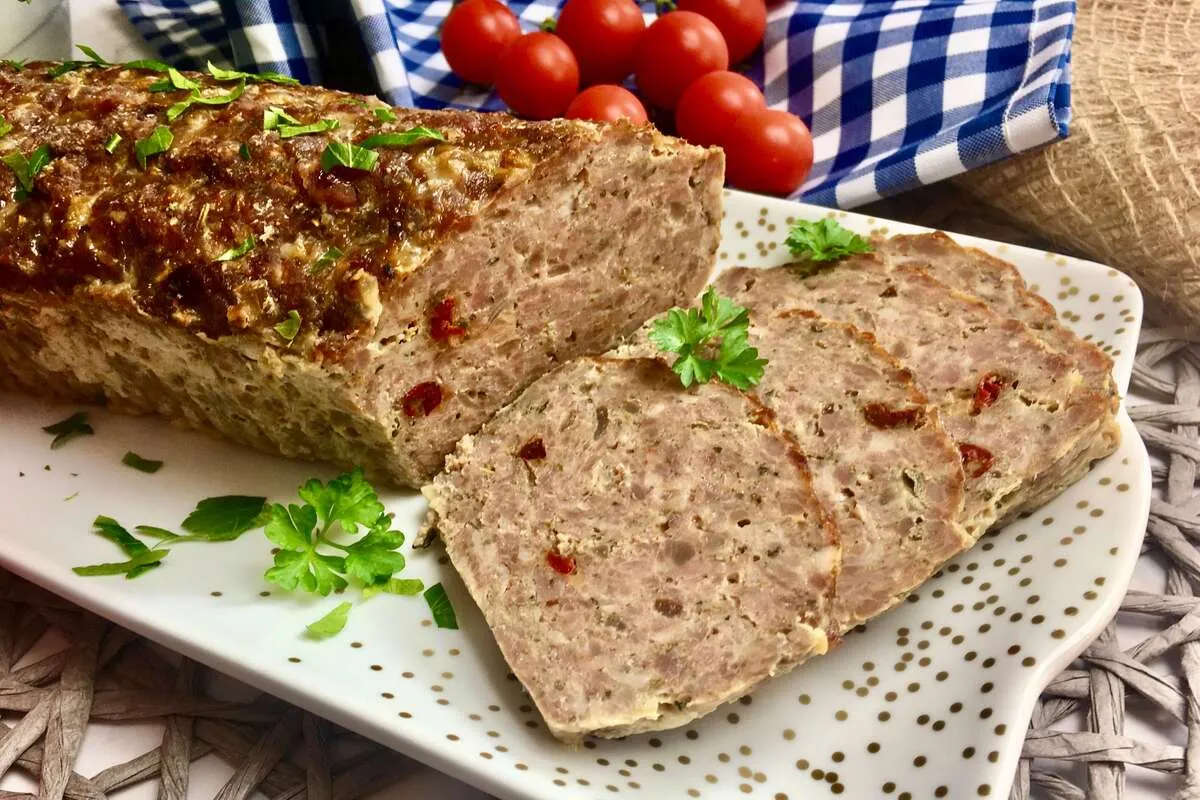 składniki na masę mięsną do pieczeni rzymskiej