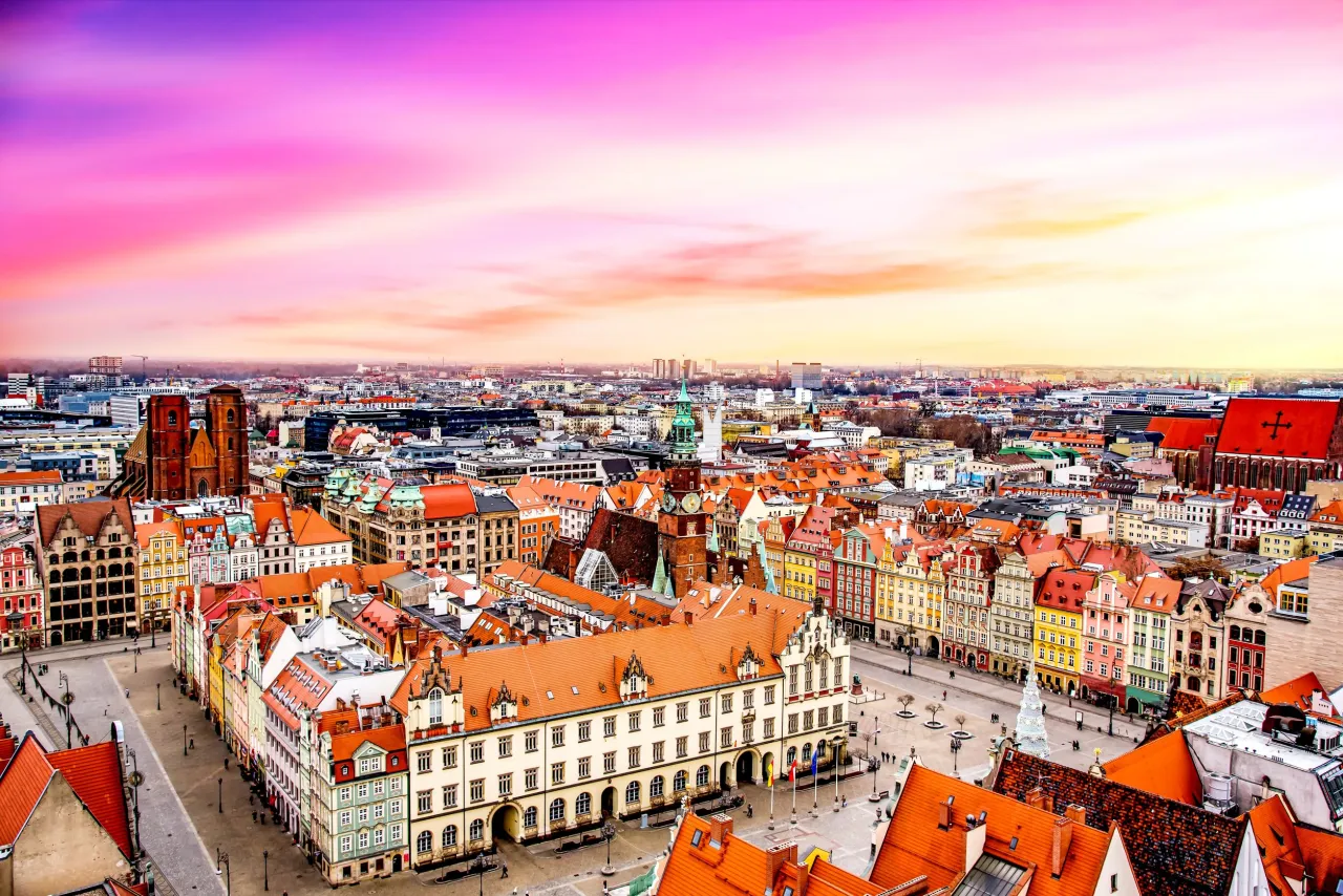 panoramiczny widok na rynek wrocławski z lotu ptaka