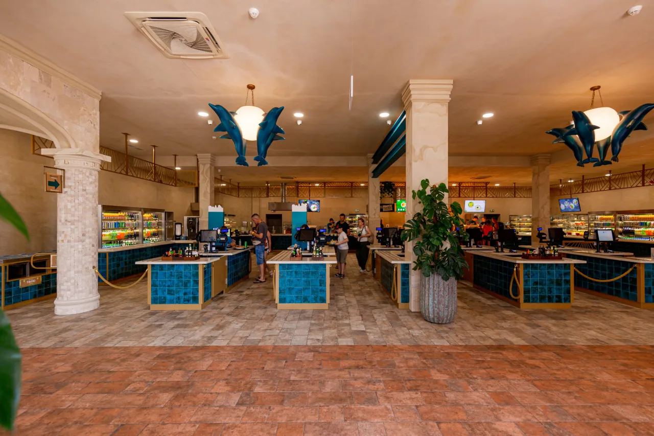 wnętrze restauracji energylandia obiad