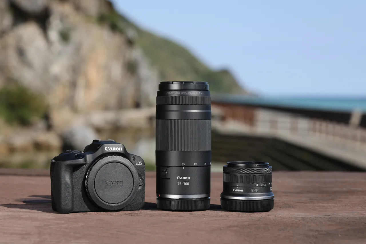 Canon 75-300mm portret z rozmyciem tła