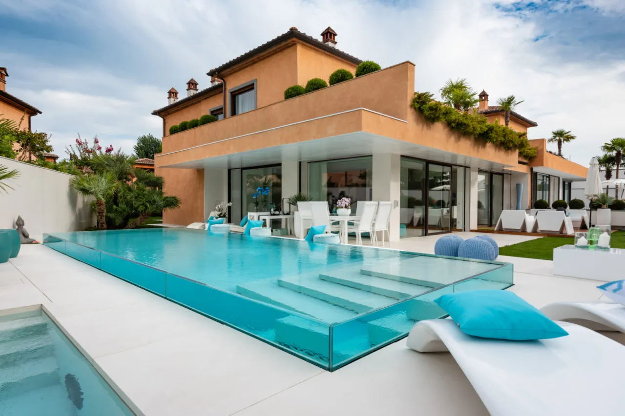 tipologie piscine hotel di lusso