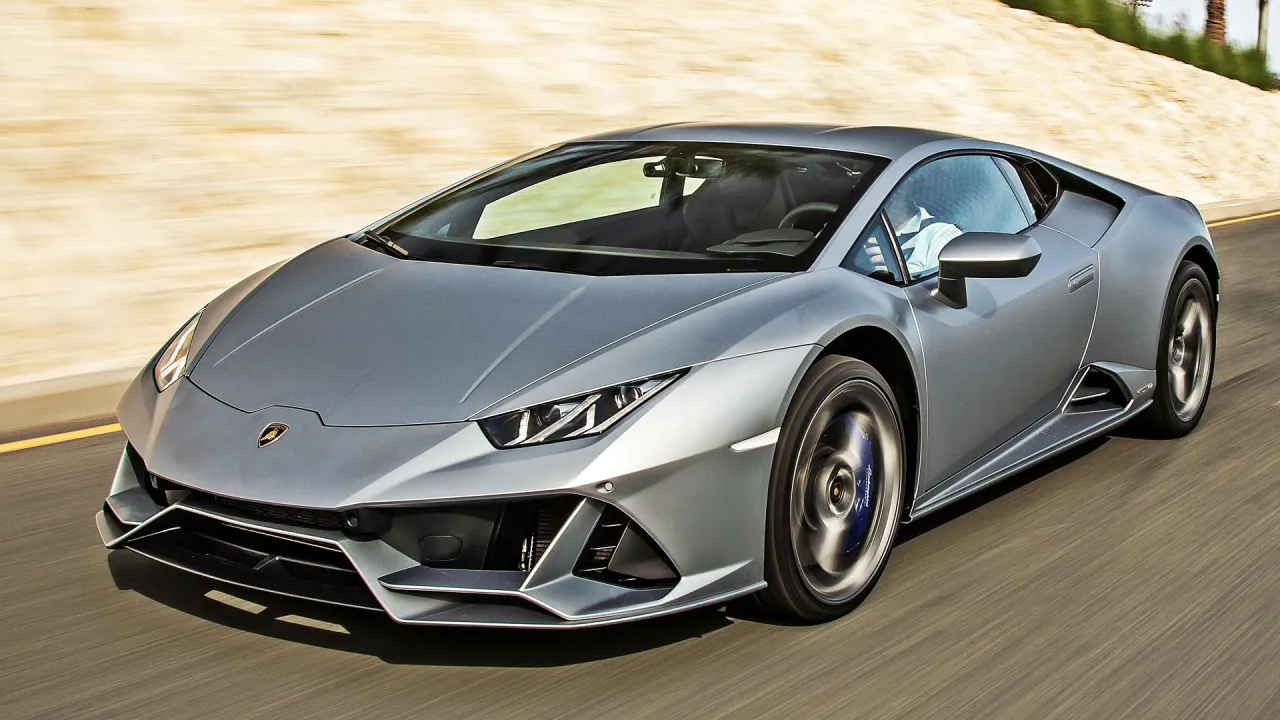 Zdjęcie Ile pali Lamborghini Huracan? Zaskakujące dane o zużyciu paliwa