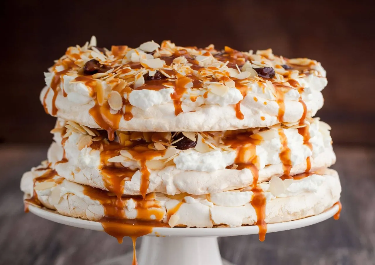 Zdjęcie Ile kcal ma tort? Poznaj kaloryczność różnych rodzajów ciast