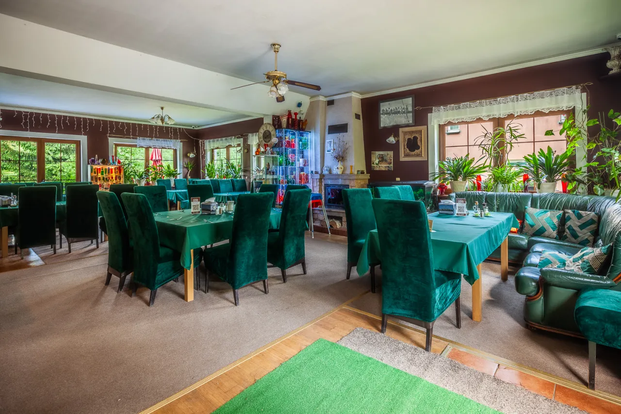 Zdjęcie Karłów gdzie zjeść? Odkryj najlepsze restauracje i lokalne smaki