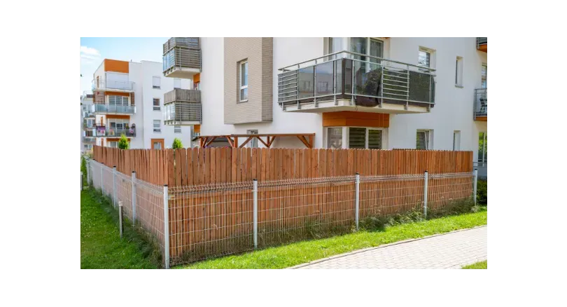 Zdjęcie Jak ogrodzić ogródek w bloku - praktyczne porady i ważne zasady