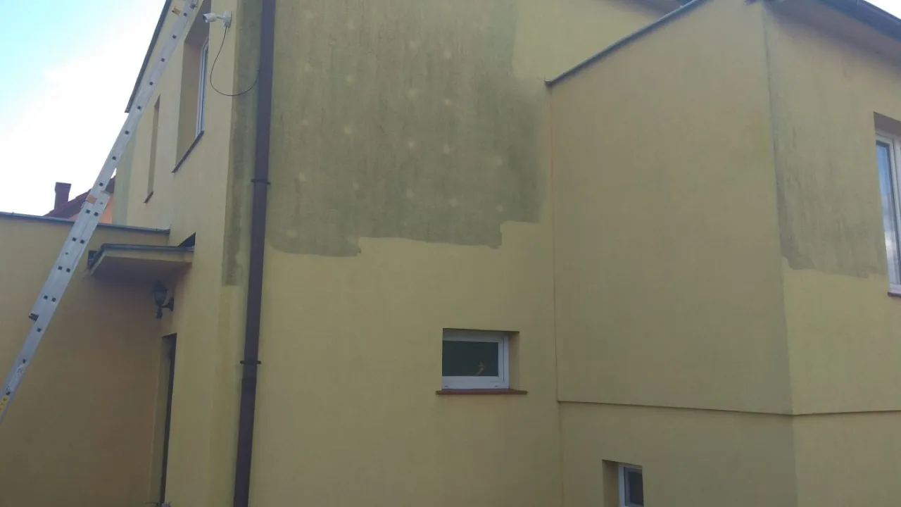 Zdjęcie Dowiedz się czym umyć elewację skutecznie i bez uszkodzeń - sprawdzone metody