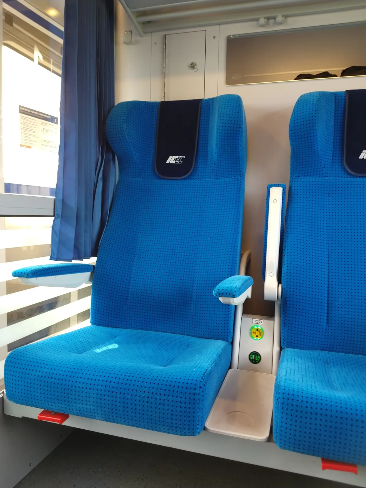 Zdjęcie Jak rozłożyć fotel w Intercity - proste kroki, które musisz znać