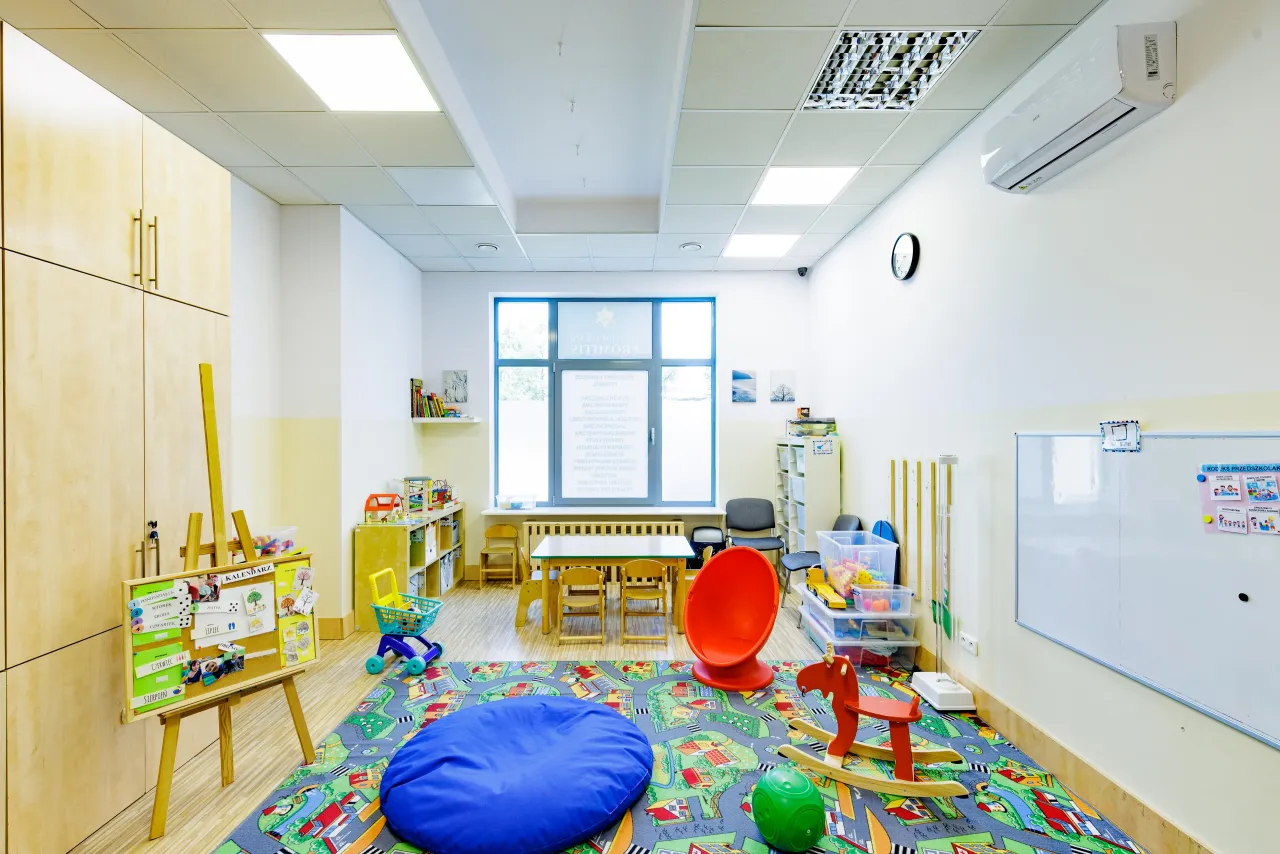 Zdjęcie Czy przedszkole niepubliczne jest placówką oświatową? Poznaj fakty