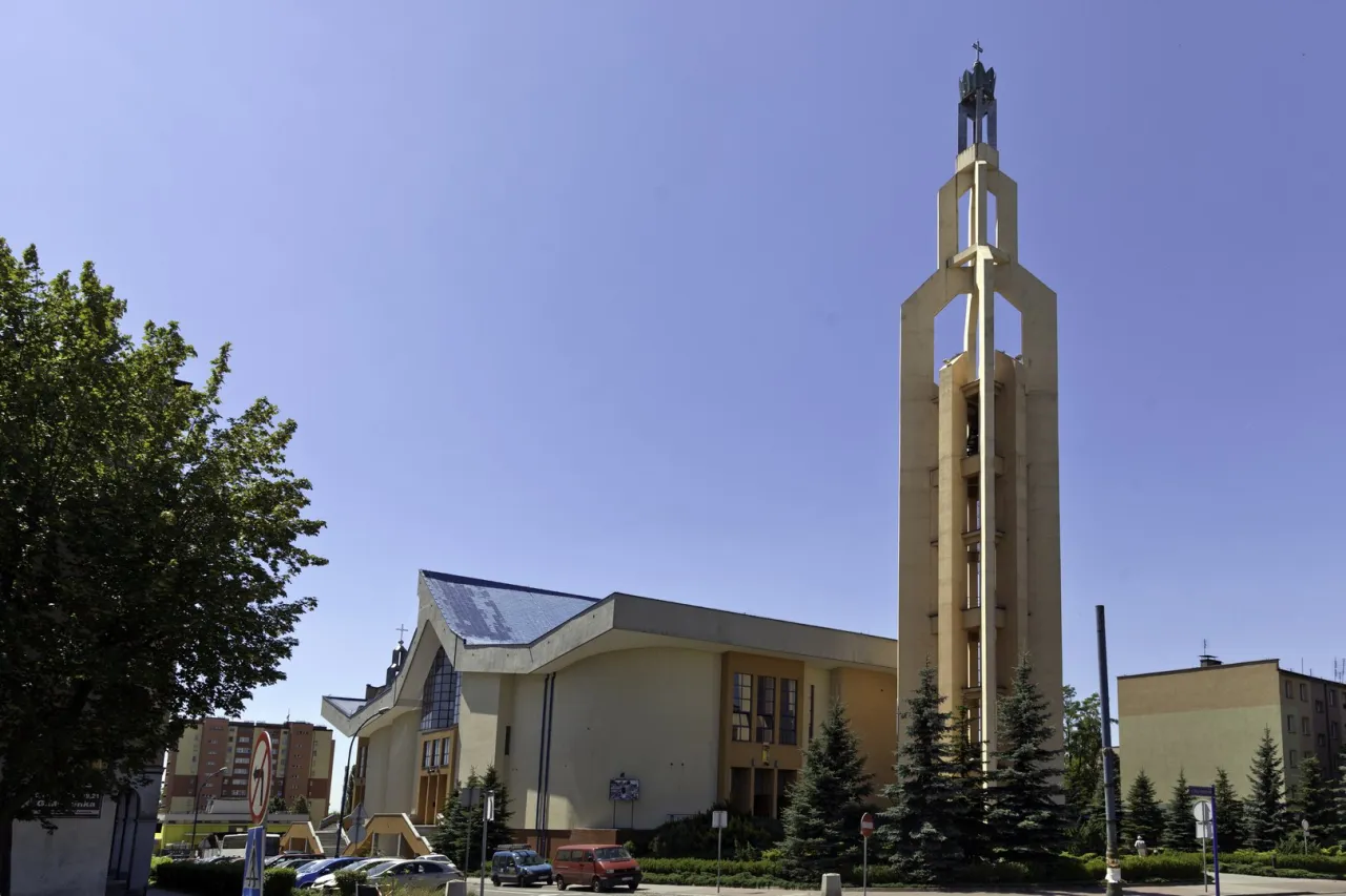 Zdjęcie Sanktuarium Jaworzno - poznaj historię niezwykłego miejsca kultu religijnego
