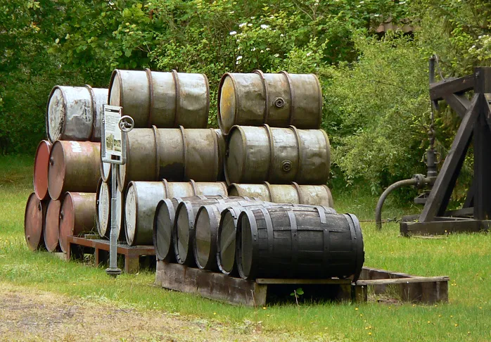 Zdjęcie Ile benzyny z baryłki ropy? Zaskakujące wyniki i proces produkcji
