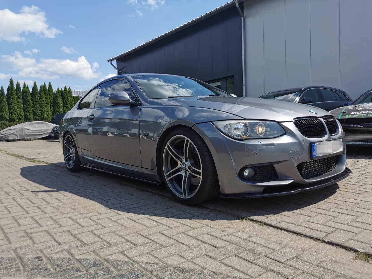 Zdjęcie BMW E92 335d – mocne osiągi, specyfikacje i modyfikacje, które zaskakują