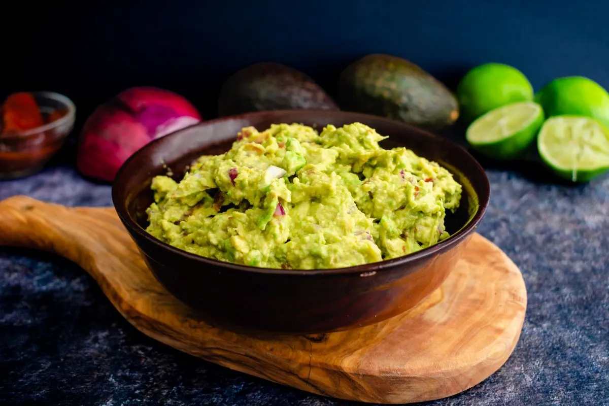 Zdjęcie Guacamole: Zdrowe czy pułapka? Jak jeść, by czerpać korzyści