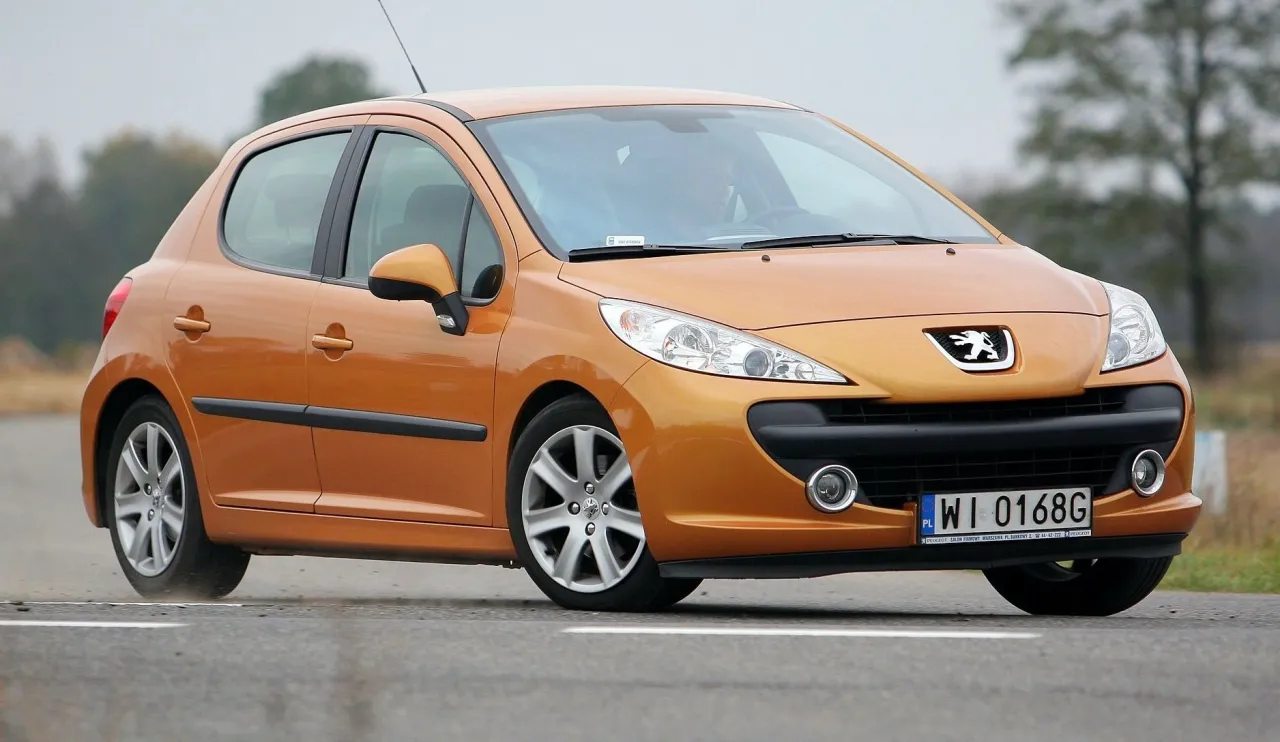 Zdjęcie Peugeot 207 jaki silnik wybrać, aby uniknąć problemów i kosztów?