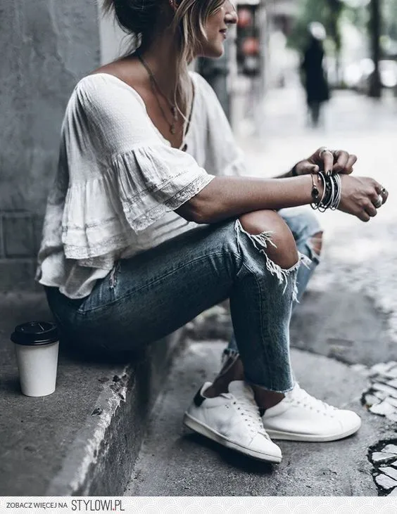 Zdjęcie Luźne stylizacje, które odmienią twój codzienny look bez wysiłku