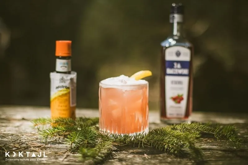 Zdjęcie Pyszne drinki z wiśniówką – proste przepisy na wyjątkowe koktajle