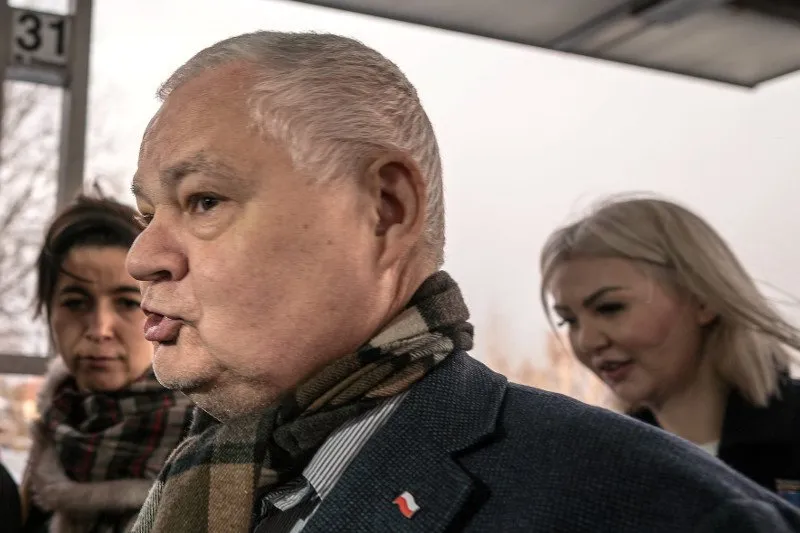 Zdjęcie Zarobki asystentek w NBP – zaskakujące wynagrodzenia i kontrowersje