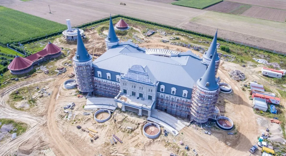 Zdjęcie Hotel Cztery Wieże Katarzynin: Kiedy otwarcie? Najnowsze informacje