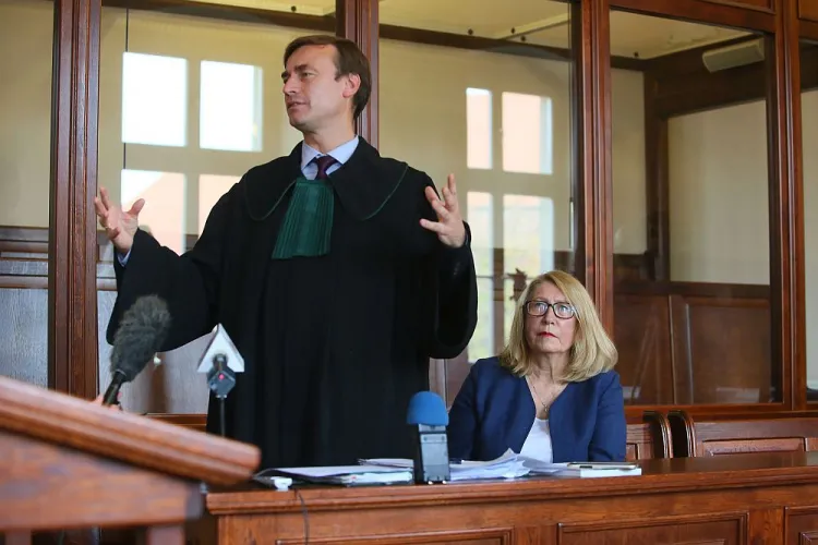 adwokat w sądzie polskim