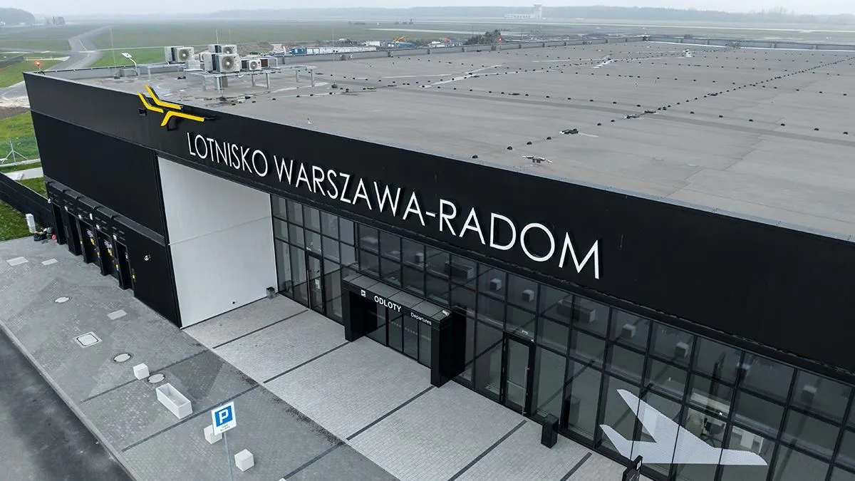 Nowy terminal lotniska Warszawa-Radom