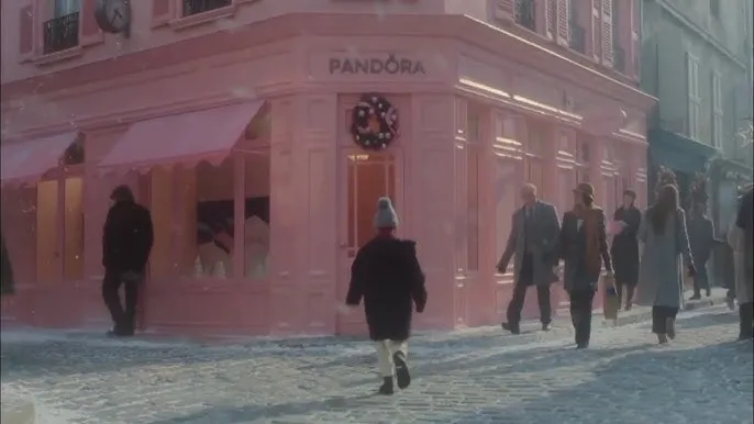 Pandora Werbung 2025 The Moon Spot