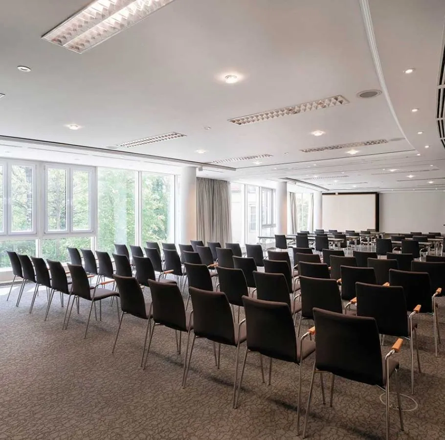 Seminaris Hotel Leipzig Konferenzraum bestuhlt
