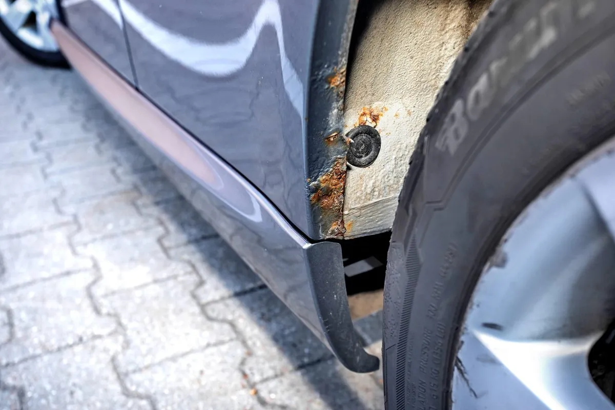 BMW E46 korozja typowe miejsca