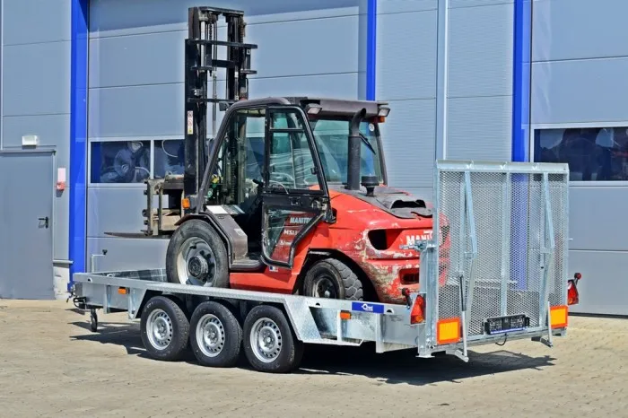 transport w&oacute;zka widłowego laweta przyczepa bus