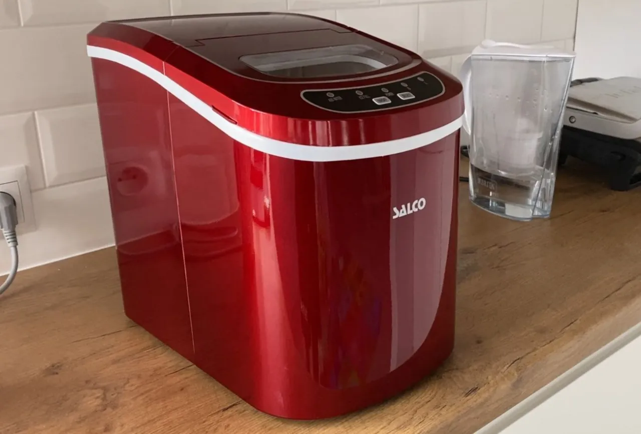 domowa kostkarka do lodu wolnostojąca