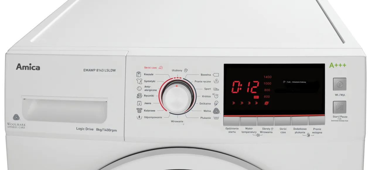 Pralka Amica z programem do syntetyków. Dowiedz się, co to są syntetyki pranie i jak o nie zadbać.