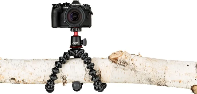 r&oacute;żne rodzaje statyw&oacute;w fotograficznych