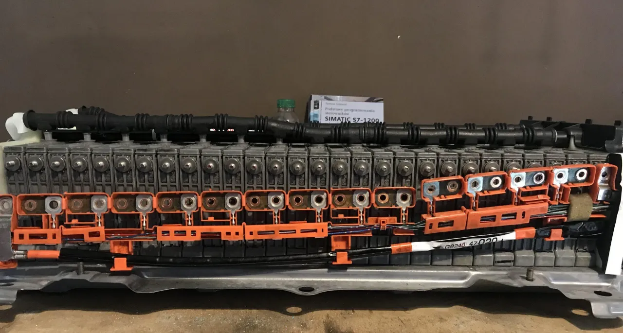 Toyota Prius bateria hybrydowa regeneracja