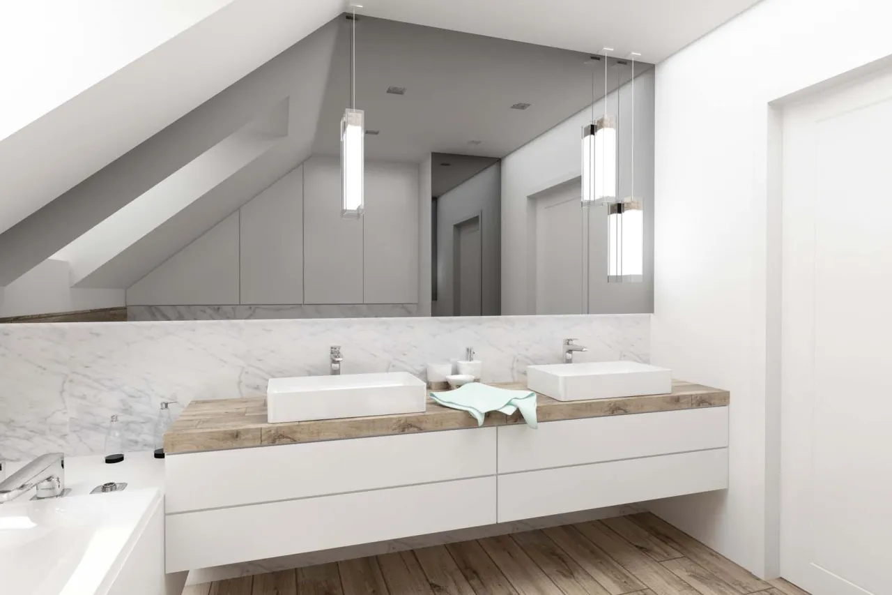 Lustro w łazience z widoczną szczeliną dylatacyjną