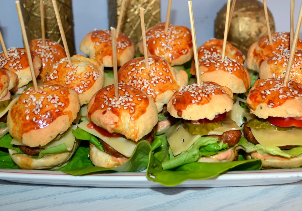 mini burgery na imprezie