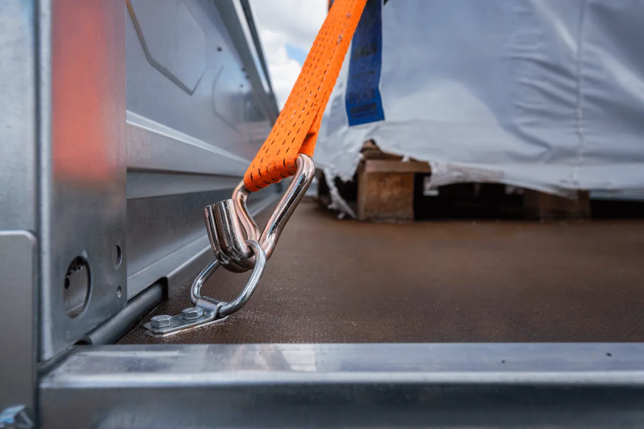 przygotowanie zamrażarki do transportu zabezpieczenie