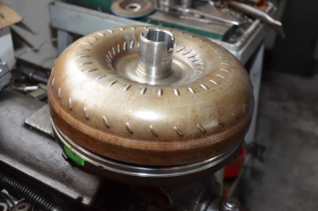 objawy zużytego sprzęgła automat