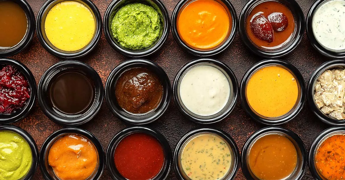 kaloryczność sos&oacute;w por&oacute;wnanie, tradycyjny sos vs fit sos