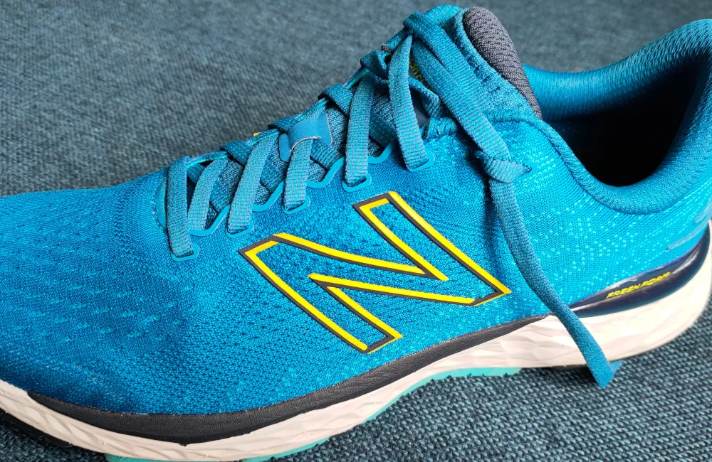 Funkcjonalne sznurowanie but&oacute;w sportowych dla biegaczy