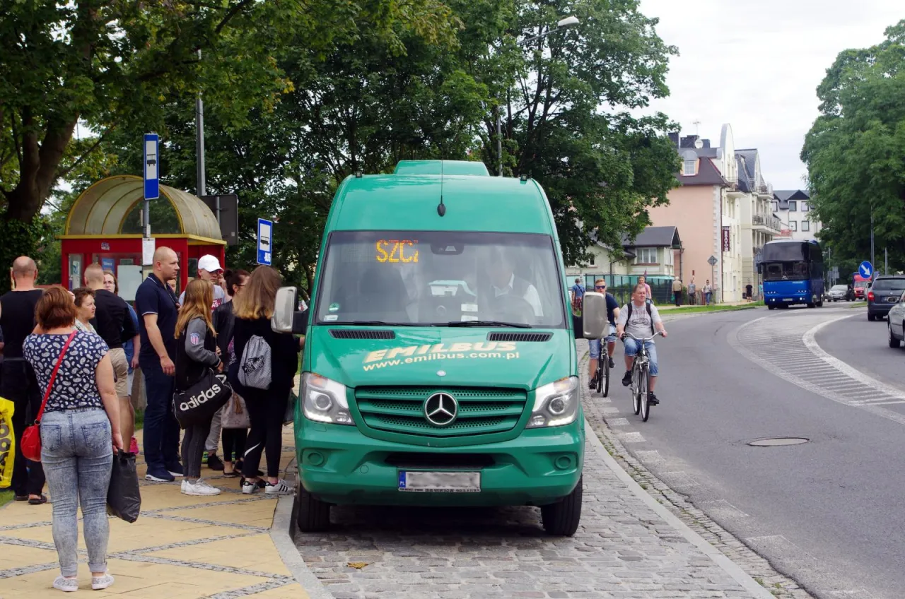Autobusy Dziwn&oacute;w Kamień Pomorski Międzyzdroje