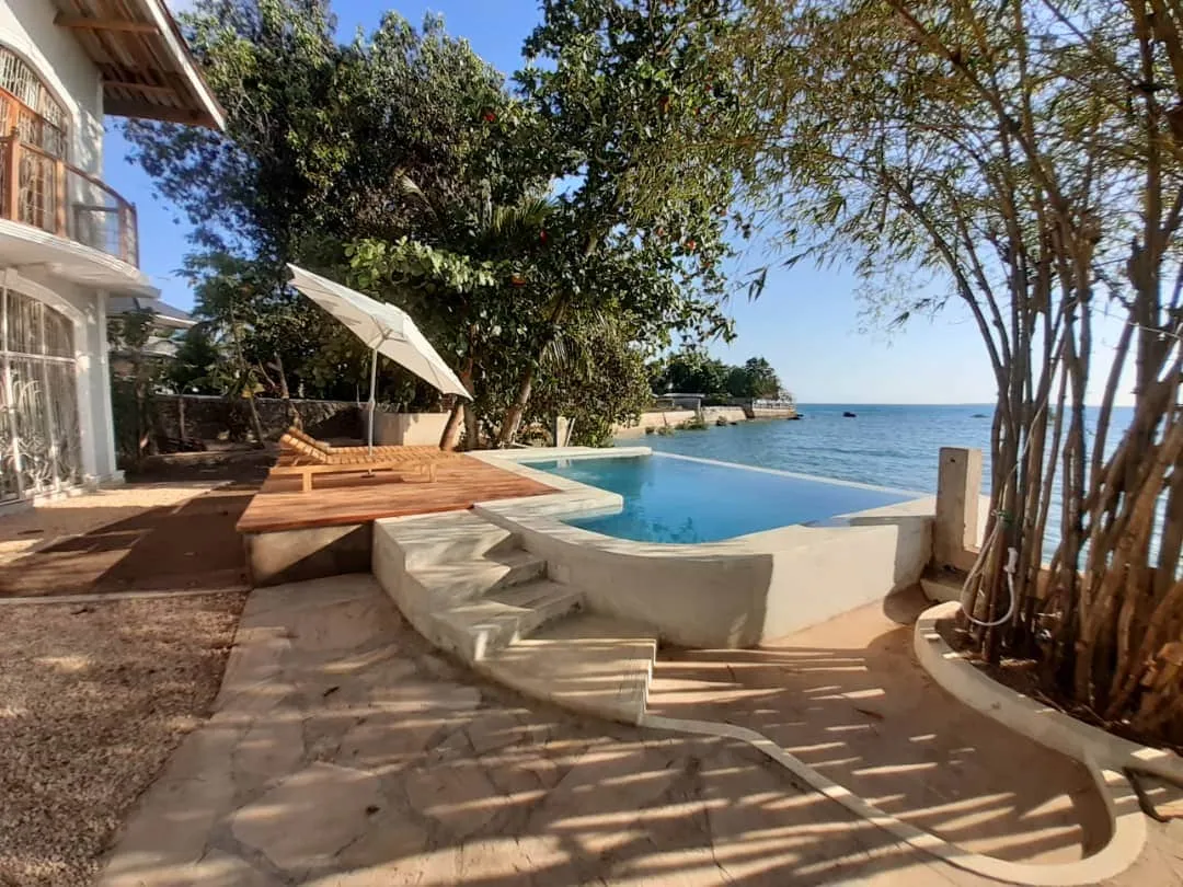 Zanzibar plaża domy inwestycje