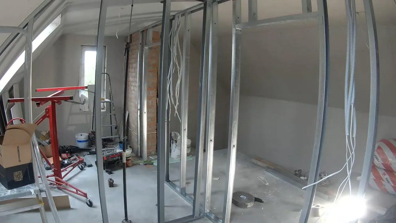 budowa ścianki działowej g-k poddasze etapy