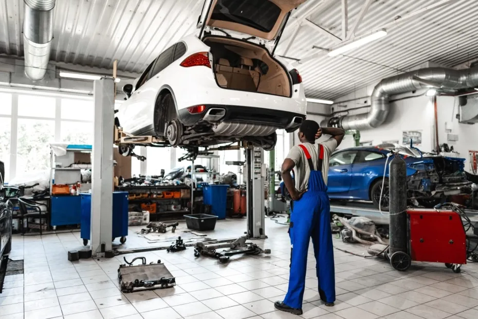 warsztat samochodowy mechanik