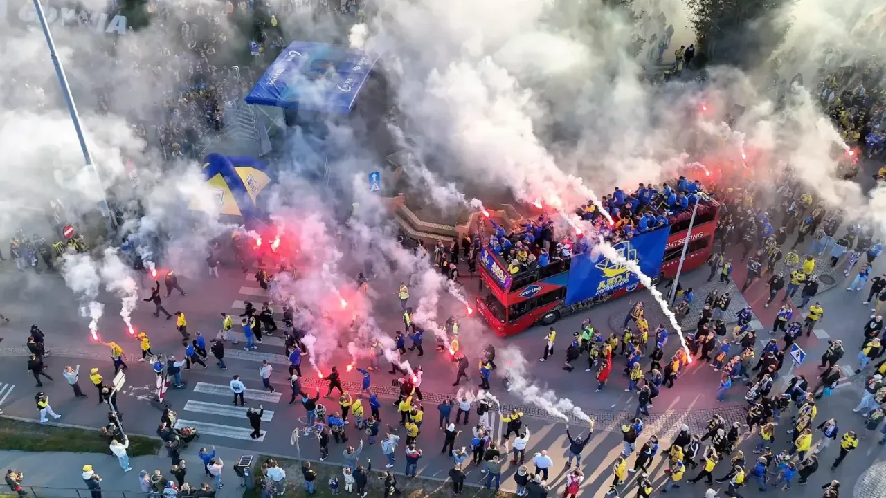 Arka Gdynia świętuje awans