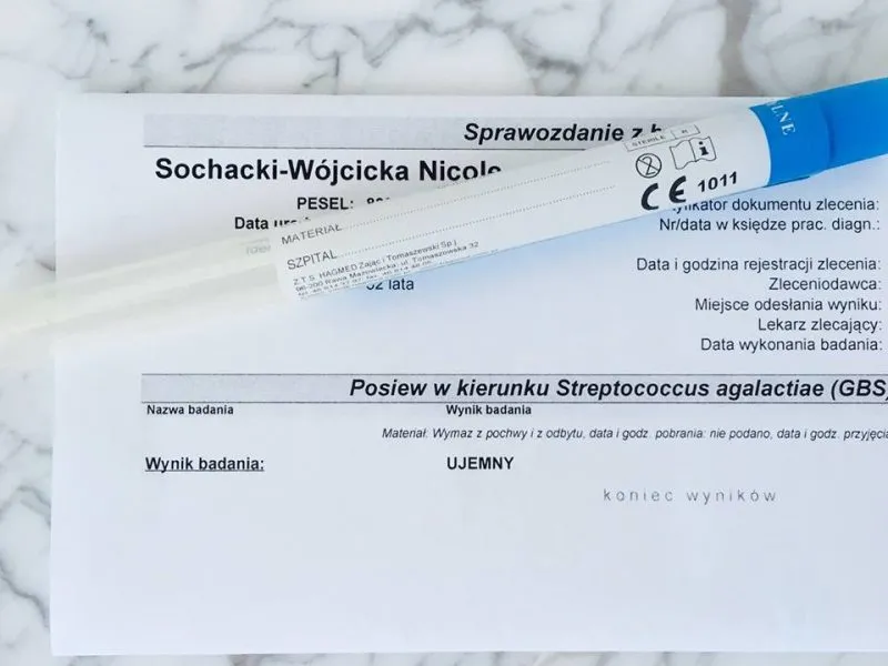 kobieta w ciąży kropl&oacute;wka por&oacute;d antybiotyk GBS